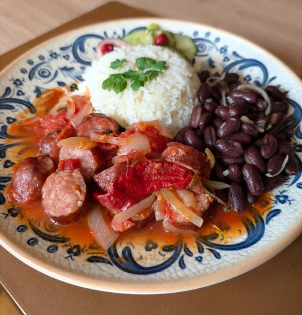 Mardi : Rougail saucisses | 14€90